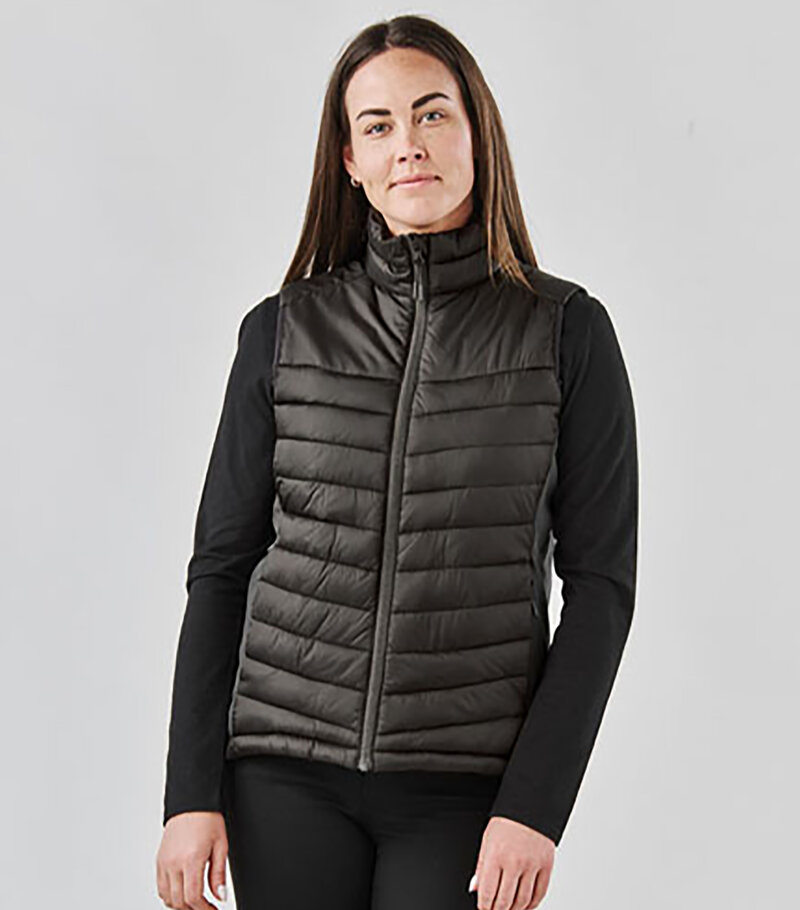 Stormtech_Ws-Montserrat-Thermal-Vest_PDV-1W_lifestyle-front