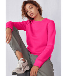 BC_B_C-QUEEN-Crew-Neck_WW01Q_QUEEN-crew-neck_Magenta-pink_0105