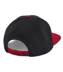 Beechfield_Original-Flat-Peak-6-Panel-Snapback_B661_Black-Classic-Red-rear