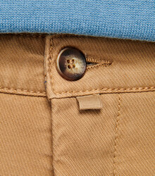 Native-Spirit_Mens-chinos_NS734_washeddarkcamel_detail-front_button_2021