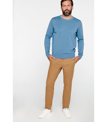 Native-Spirit_Mens-chinos_NS734_washeddarkcamel_front5_2021