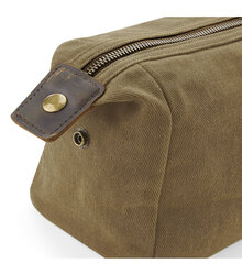 Quadra_Heritage-Waxed-Canvas-Wash-Bag_QD651_desert-sand_press-stud