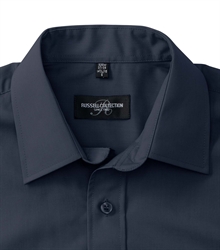 Russell-Mens-Short-Sleeve-Classic-Polycotton-Poplin-Shirt-935M-French-navy-detail