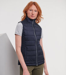 Russell_Ladies-Nano-Bodywarmer_441F_0R441F0FN_Model_front