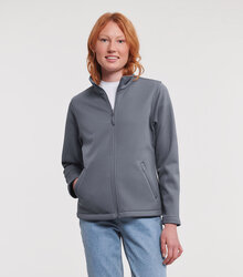 Russell_Ladies-Smart-Soft-Shell-Jacket_040F_0R040F0CG_Model_full