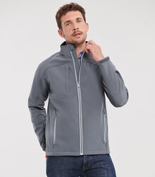 Russell_Mens-Bionic-Softshell-Jacket_410M_0R410M0IR_Model_front