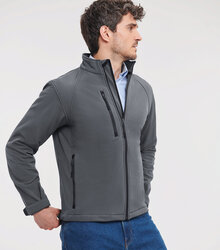 Russell_Soft-Shell-Jacket_140M_0R140M0TT_Model_side