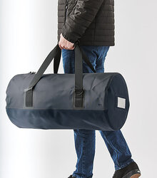 Stormtech_Narvik-Waterproof-Duffel-55L_FCX-3_lifestyle